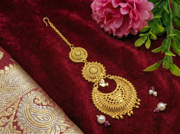 Mansi_Jewl_Point_Traditional_Gold_Plated_Maang_Tikka_for_Women_|_Ethnic_Chandbali_Style_Matha_Patti_with_Pearl_Design_for_Bridal_&_Festive_Wear