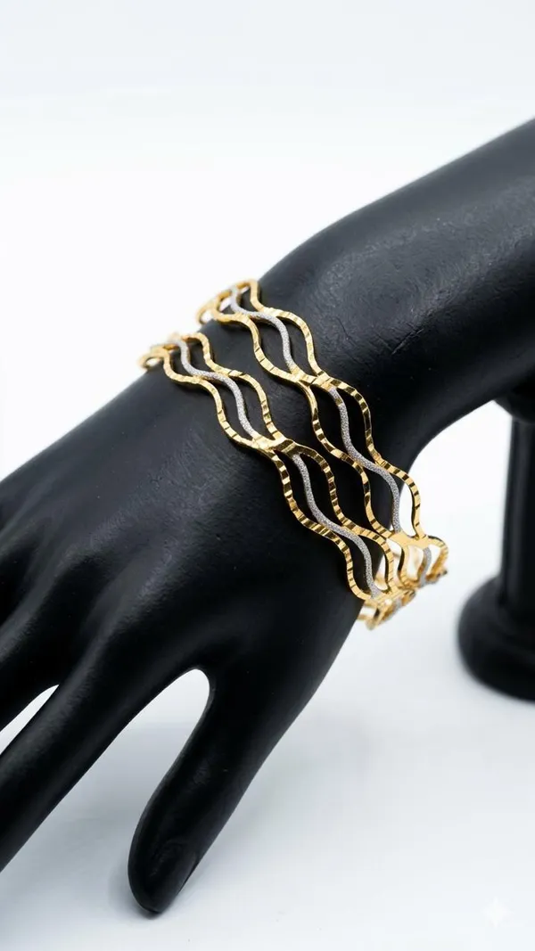Gold_Tone_Wave_Pattern_Bracelet_for_Women