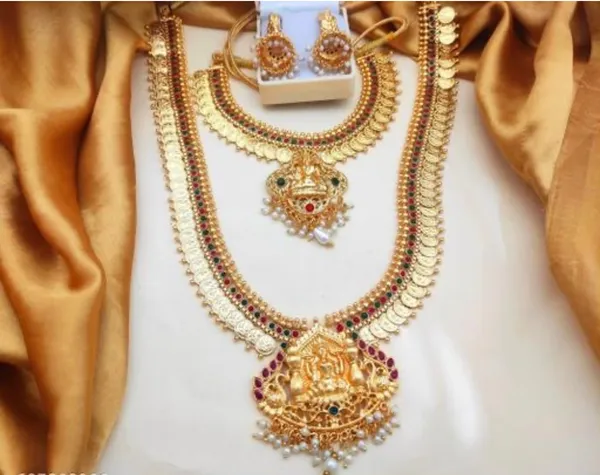 Traditional_South_Indian_Temple_Jewelry_Bridal_Necklace_Set_With_Lakshmi_Pendant