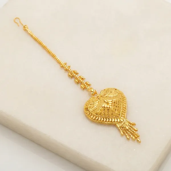 Traditional_South_Indian_Temple_Coin_Necklace_With_Lakshmi_Pendant