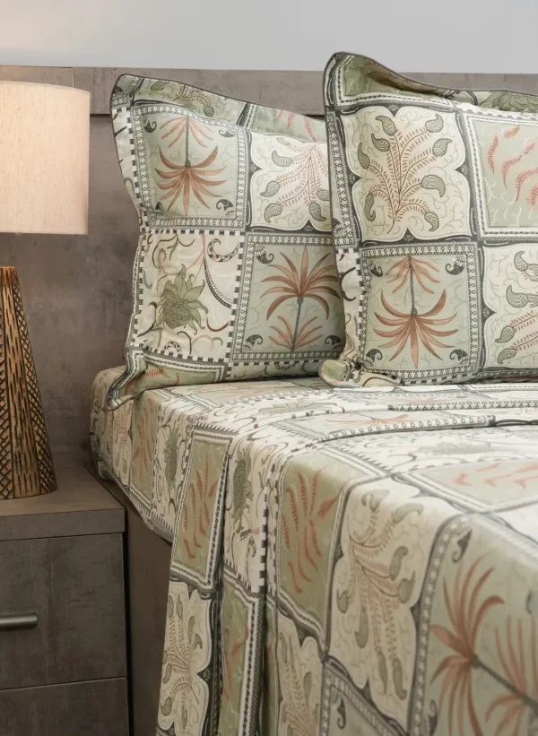 Luxury_You_Can_Feel_–_HCS_Living_100%_Pure_Cotton_210_TC_Super_King_Bedsheet_with_Bohemian_Paisley_Design_&_Matching_Pillow_Covers