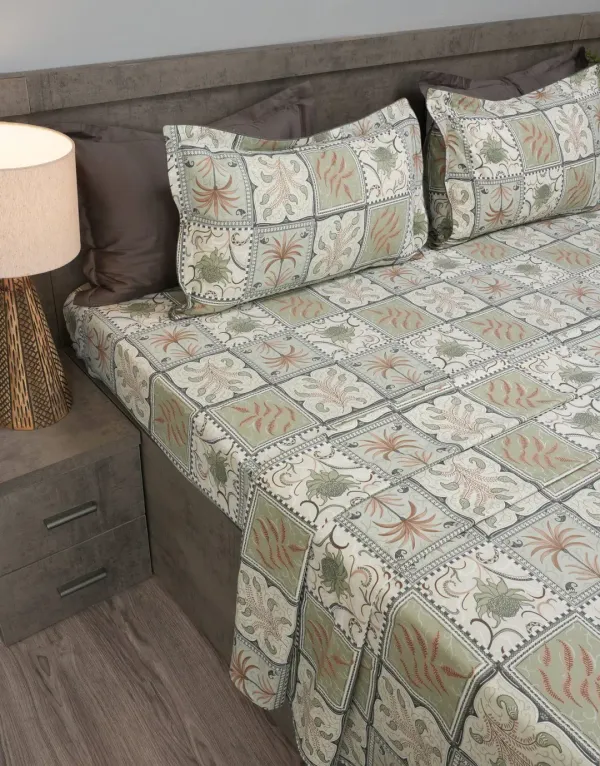 Luxury_You_Can_Feel_–_HCS_Living_100%_Pure_Cotton_210_TC_Super_King_Bedsheet_with_Bohemian_Paisley_Design_&_Matching_Pillow_Covers