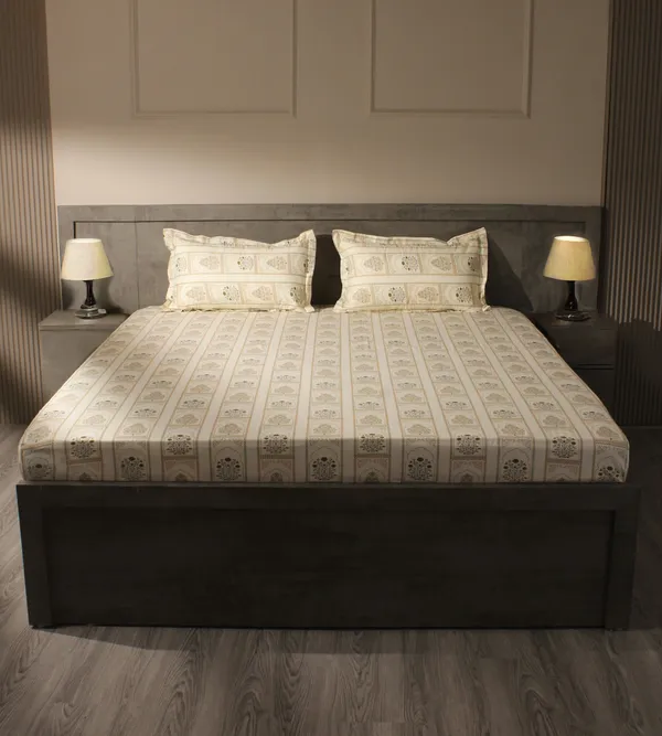 HCS_Living_Emperor_Collection_144_TC_Super_king_Size_Bedsheet_with_2_Pillow_Covers