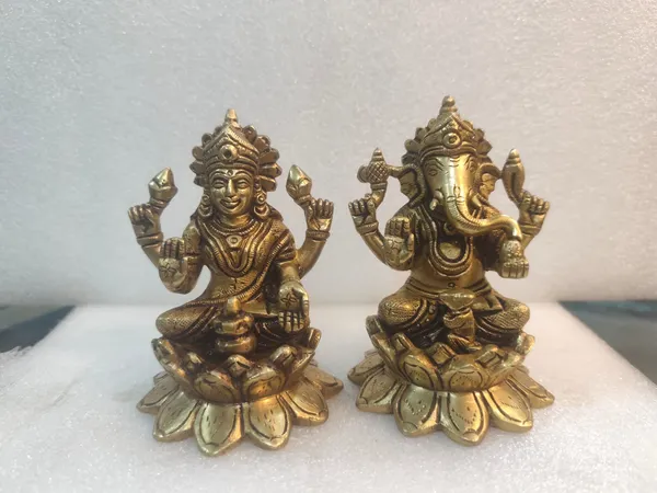 Brass_Ganesh_Laxmi_Murti_Pack_Of_2