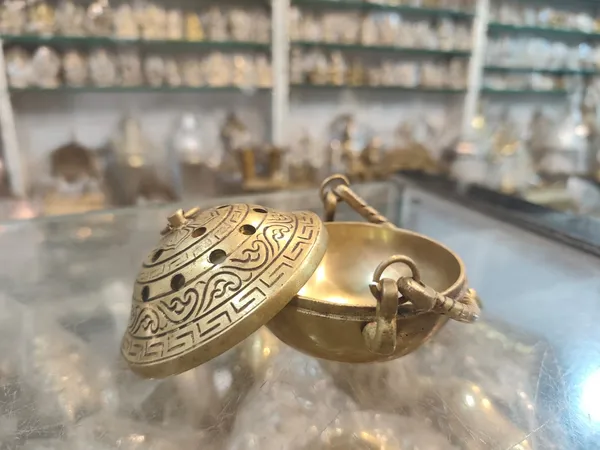 Brass_Hanging_Dhoop