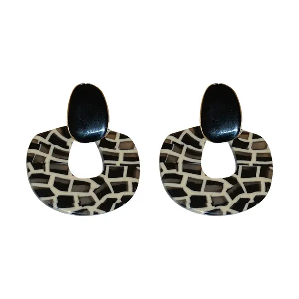 Geometric_Earrings_-_Black_&_White