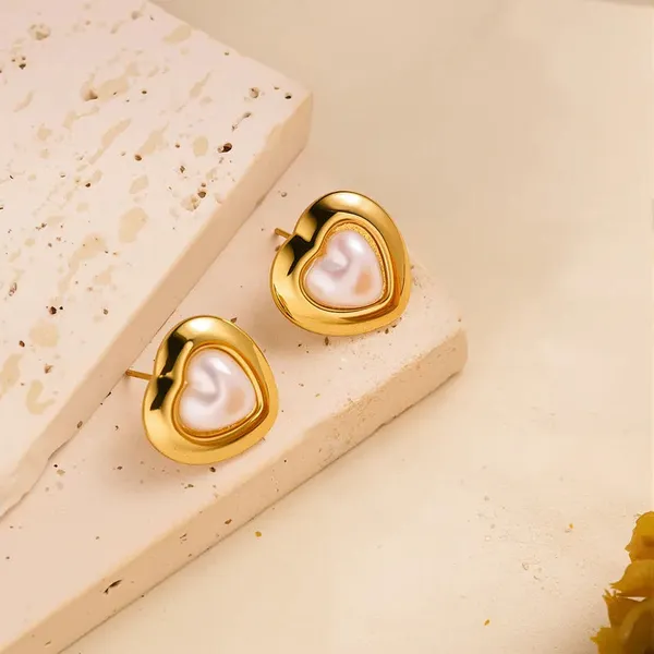 Gold_Plated_Heart_shaped_Earring