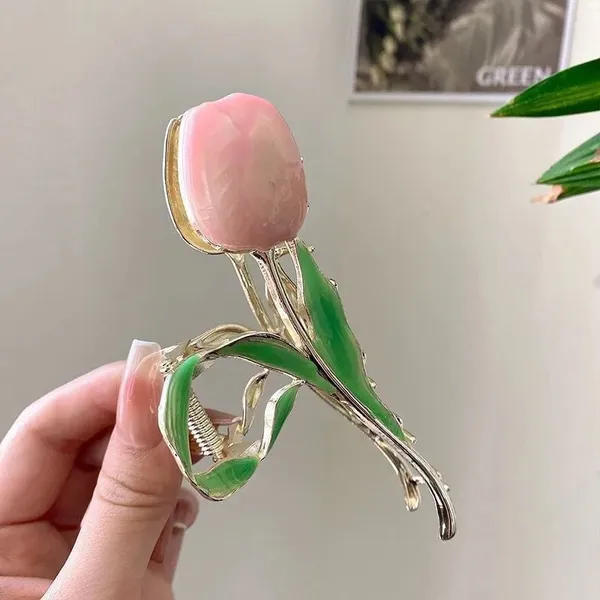 Pink_And_Green_Metal_Hair_Clip_For_Women