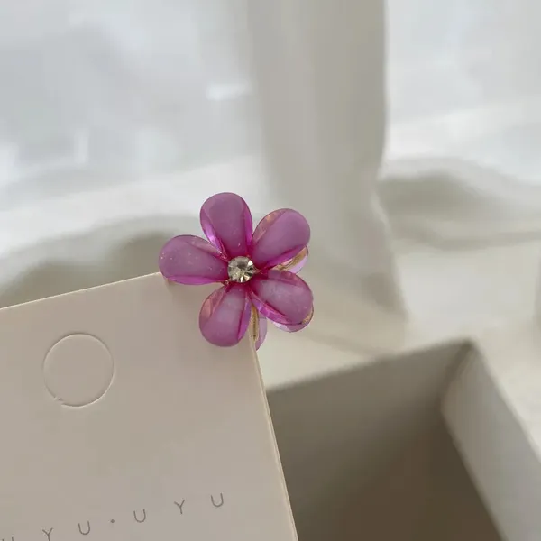Flower_Metal_Pearl_Hair_Claws_-_Purple_One