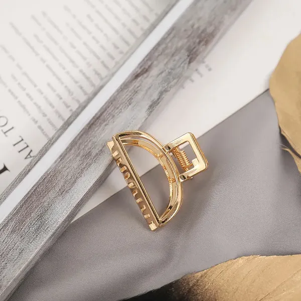 Simple_Metal_Clip_-_Small_Semicircle