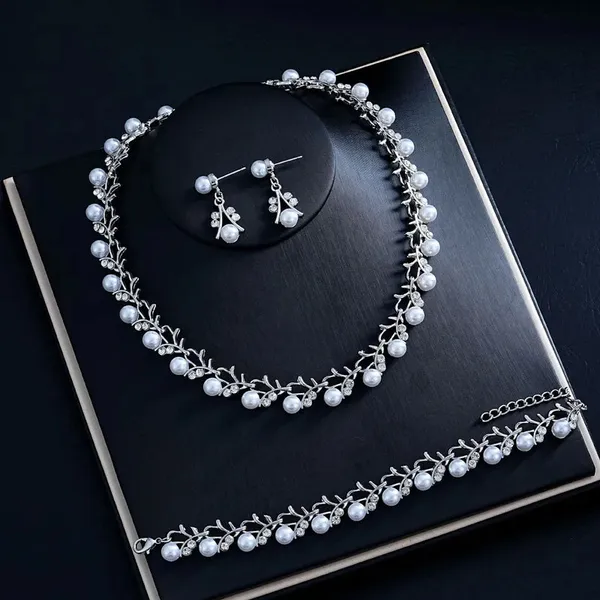 Pearl_Necklace,_Earring_and_Bracelet_Set_-_Silver_White