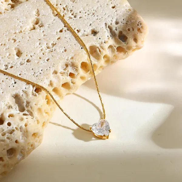 Gold_Plated_Zircon_Heart_Pendant_-_White