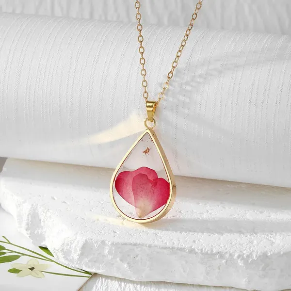 Resin_Pendant_-_Pink_Double_Heart_Flower_Leaves
