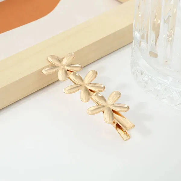 Korean_Style_Metal_Hair_Clip_(single_piece)