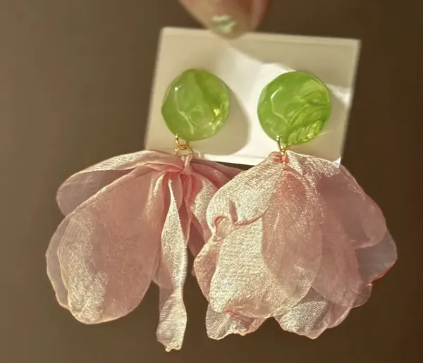 Green-Pink_Chiffon_Stud_Earrings