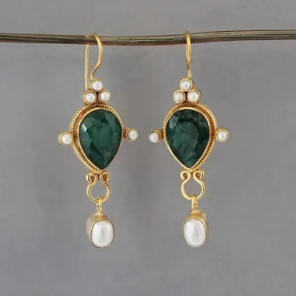 Pearl_Earrings_-_Green