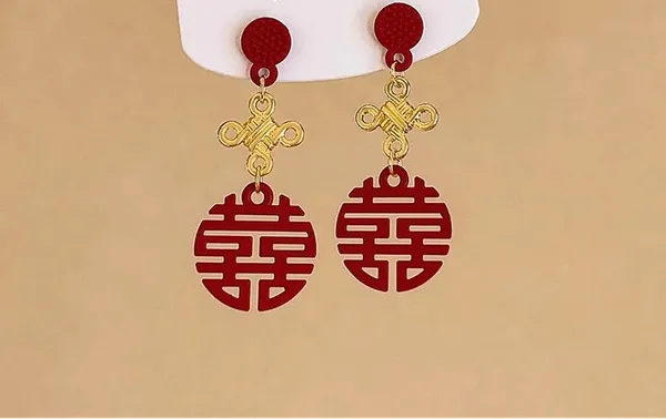 Red_Geometric_Pattern_Earring