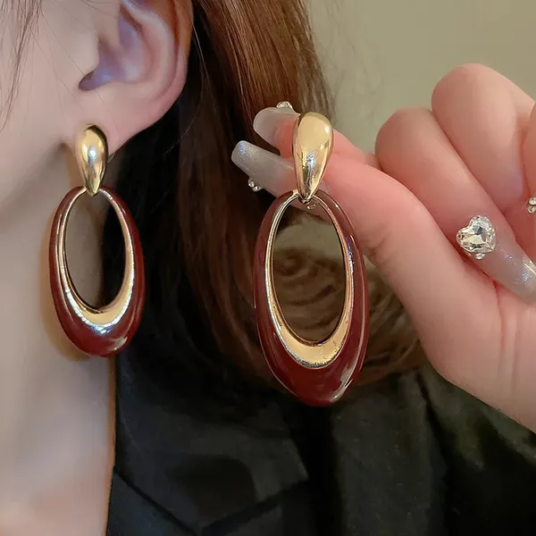 Oval_Drop_Earrings_-_Maroon