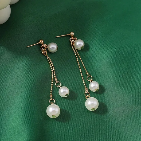 Pearl_Drop_Earrings_-_Medium_Pearl