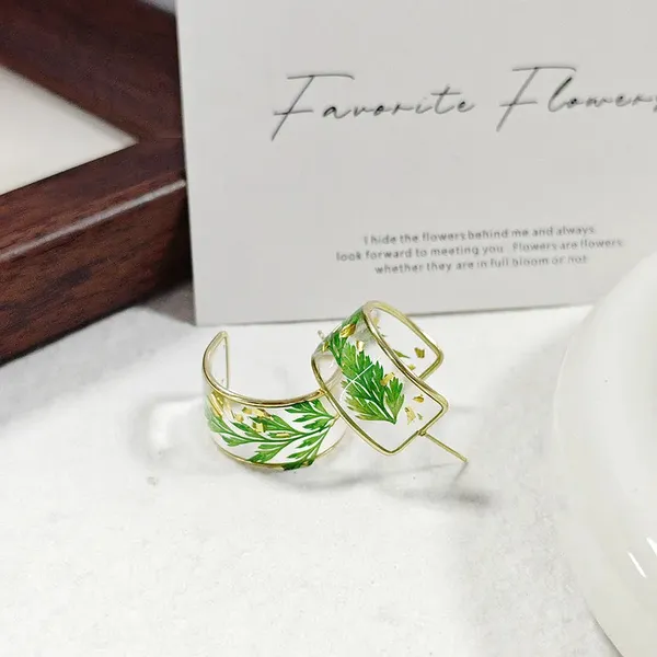Resin_Flower_Earrings_-_Green