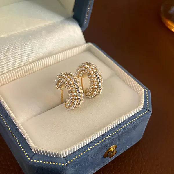 C_Shape_Pearl_Gold_Plated_Ear_Stud