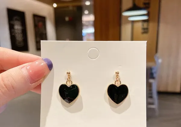 Black_Love_-_Drop_Earring