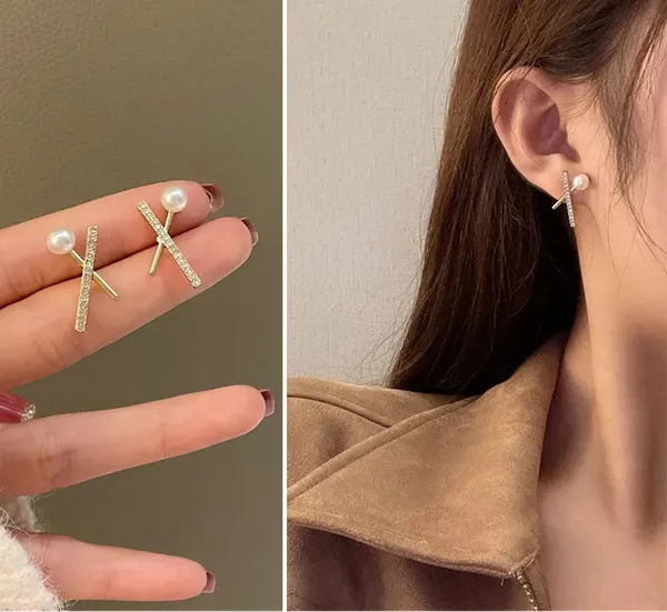 Cross_Diamond_Pearl_Earrings