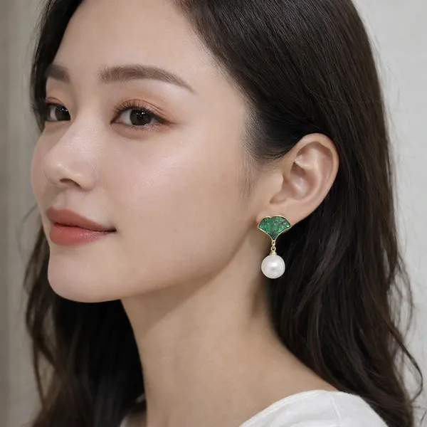 Ginkgo_Leaf_Stud