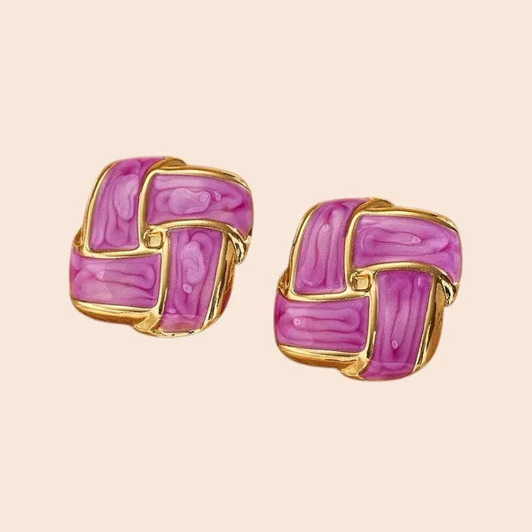 Square_Spiral_Stud_-_Purple