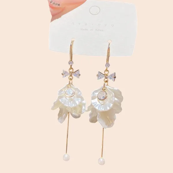 French_Style_Pearl_Flower_Earring