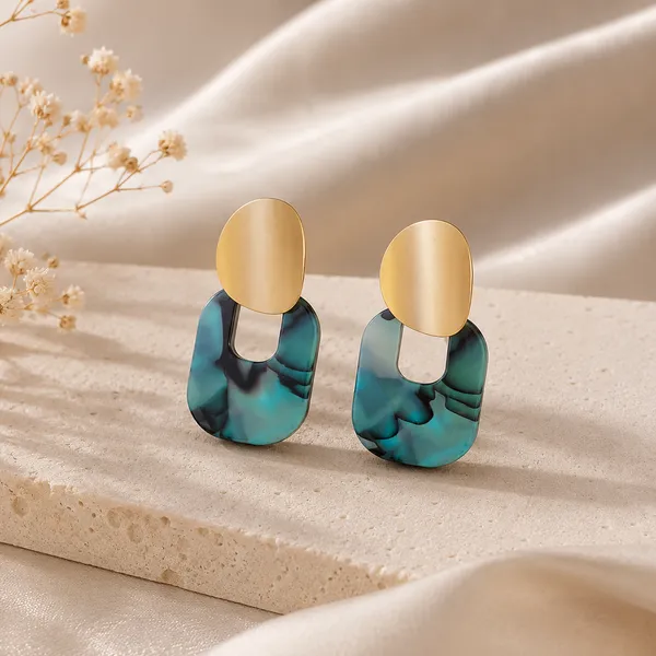 Geometric_Acrylic_Earrings