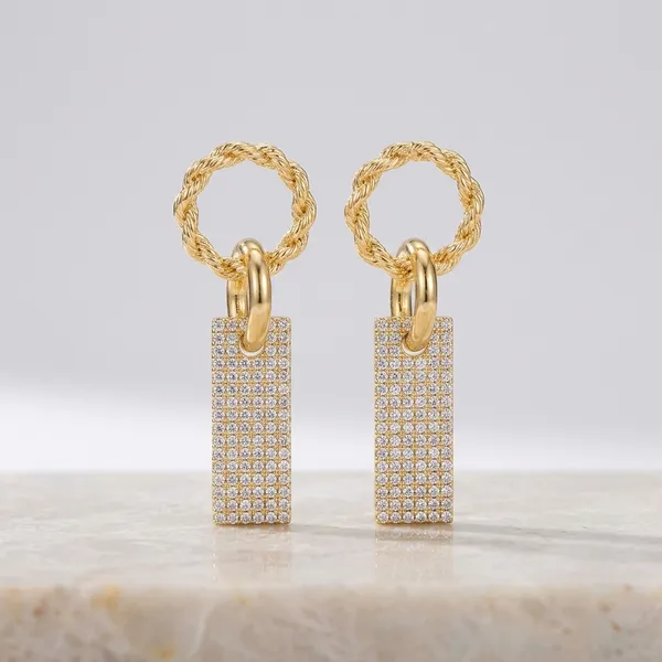 Silver_needle_square_earrings