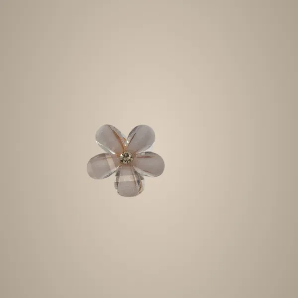 Flower_Metal_Pearl_Hair_Claws_-_White_One