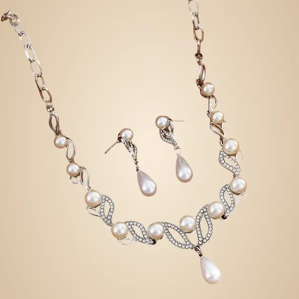 Pearl_Necklace_Earring_Set_-_Silver