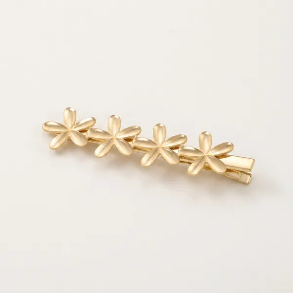 Korean_Style_Metal_Hair_Clip_(single_piece)