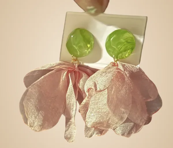 Green-Pink_Chiffon_Stud_Earrings