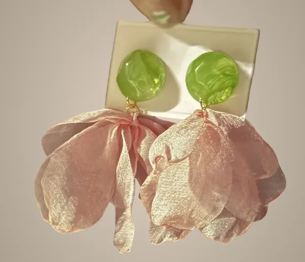 Green-Pink_Chiffon_Stud_Earrings