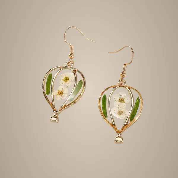 Resin_Drop_Earrings_-_Green_Leaves_and_White_Flowers_Hot_Air_Balloon