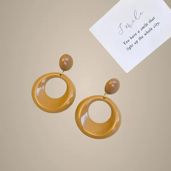 Circle_Acrylic_Earrings_-_Coffee
