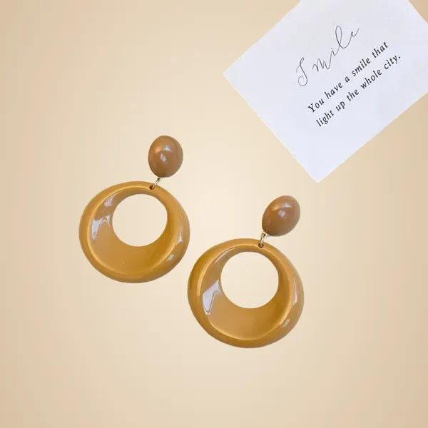 Circle_Acrylic_Earrings_-_Coffee