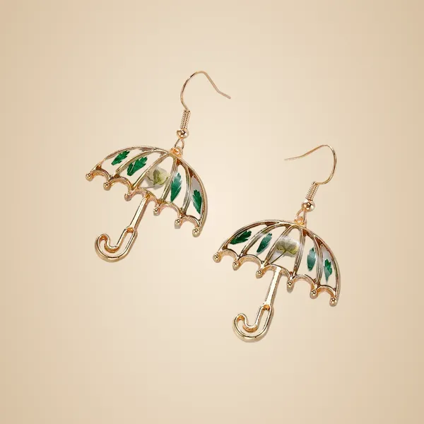 Resin_Drop_Earrings_-_A_White_Flower_Umbrella