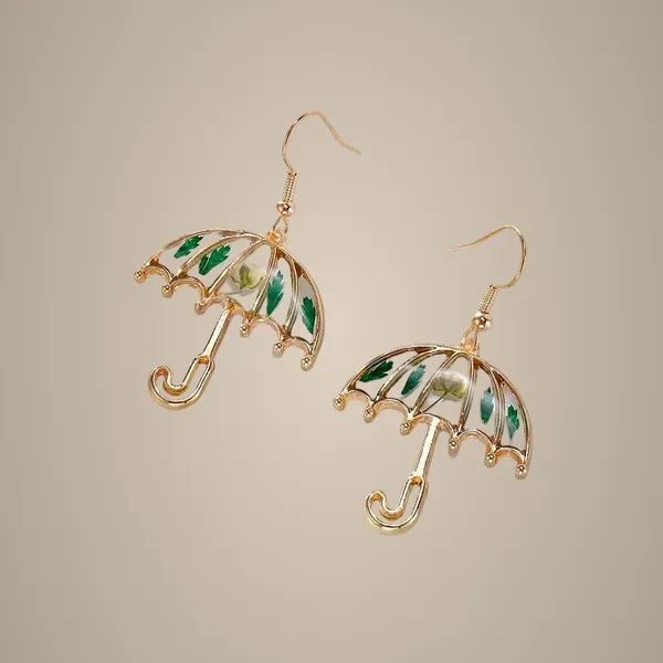 Resin_Drop_Earrings_-_A_White_Flower_Umbrella