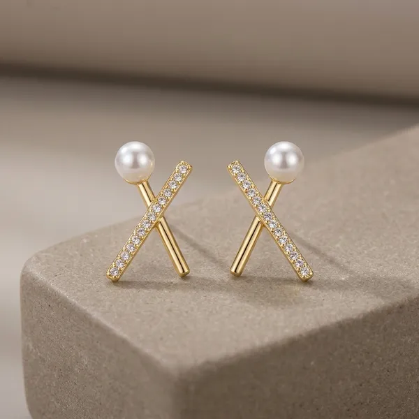 Cross_Diamond_Pearl_Earrings