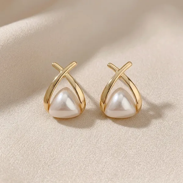 Cross_Pearl_Stud_Earrings