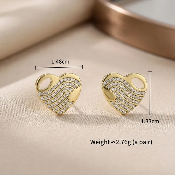Golden_Crystal_Heart_Stud_Earrings