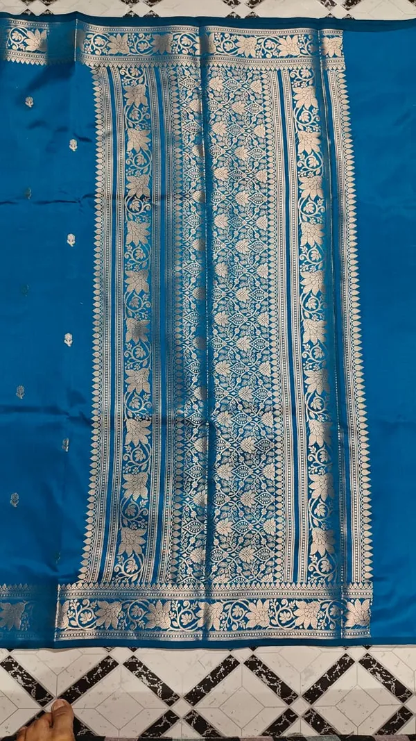 Blue_Silk_Saree_For_Women