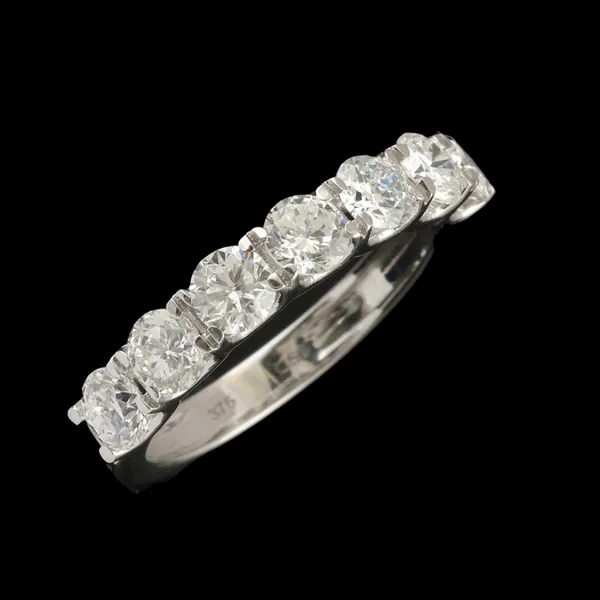 Silver_Eternity_Band_Ring_with_AAA+_Quality_Cubic_Zirconia_Stones_for_Women