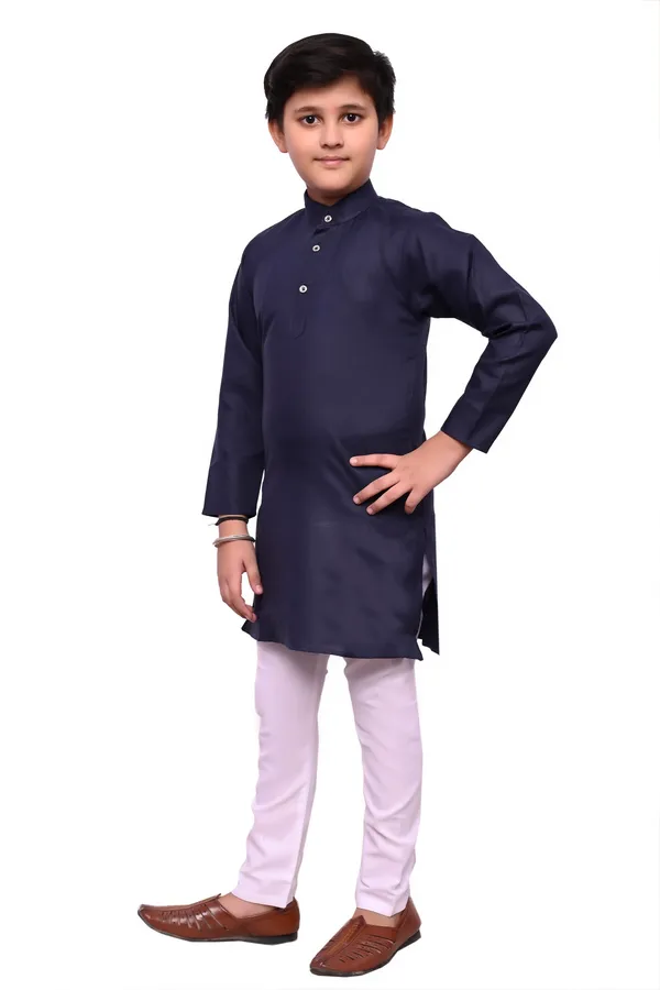 VALUE_CREATION_Boys_Mandarin_Collar_Neck_Kurta_With_Pyjamas_Sets