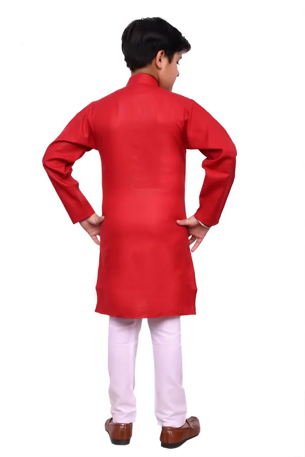 VALUE_CREATION_Boys_Mandarin_Collar_Neck_Kurta_With_Pyjamas_Sets