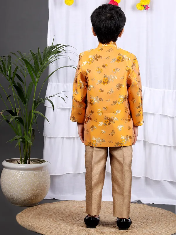 VALUE_CREATION_Boys_Floral_Printed_Kurta_with_Pyjama